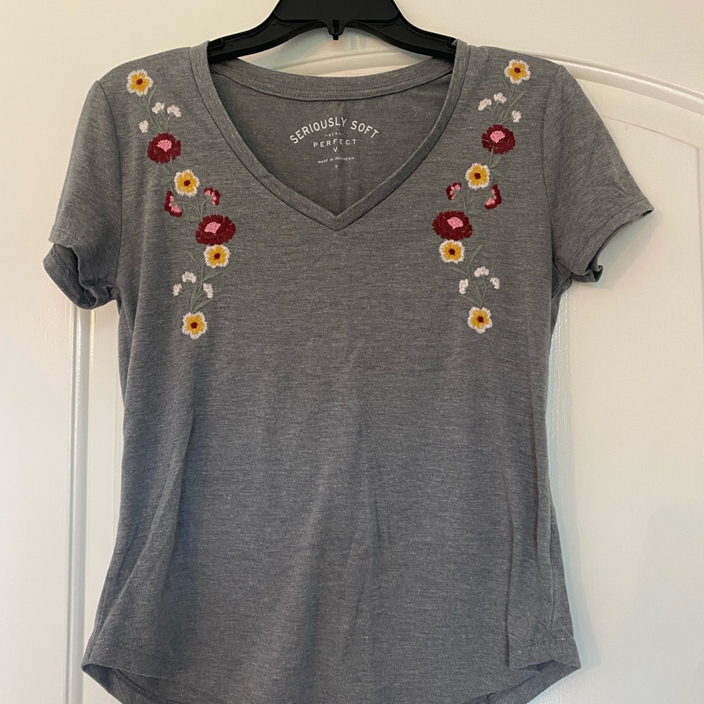 Seriously Soft Gray Floral Embroidered Women's Tee